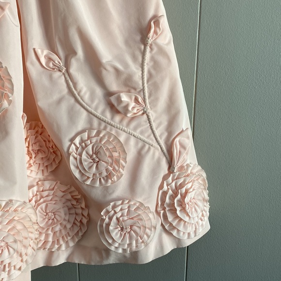 BCBG Max Azria Rosette Cocktail Dress in Blush size 12 - Picture 4 of 13